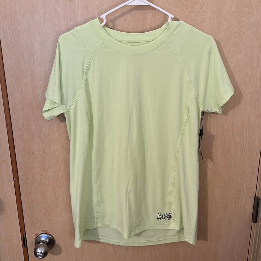 NWT Mountain Hardwear Crater Lake Hiking/Workout Shirt